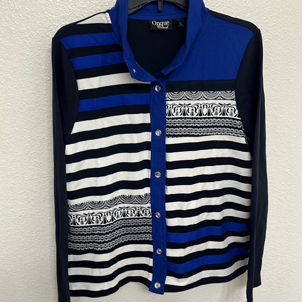 Patterned blouse